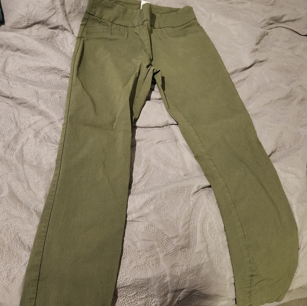 Stretchy pants